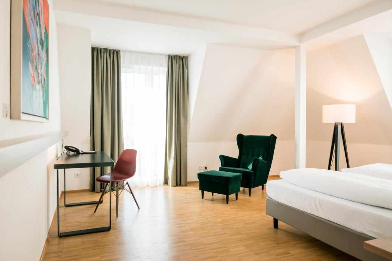 Hotel Trezor Singen Exterior photo